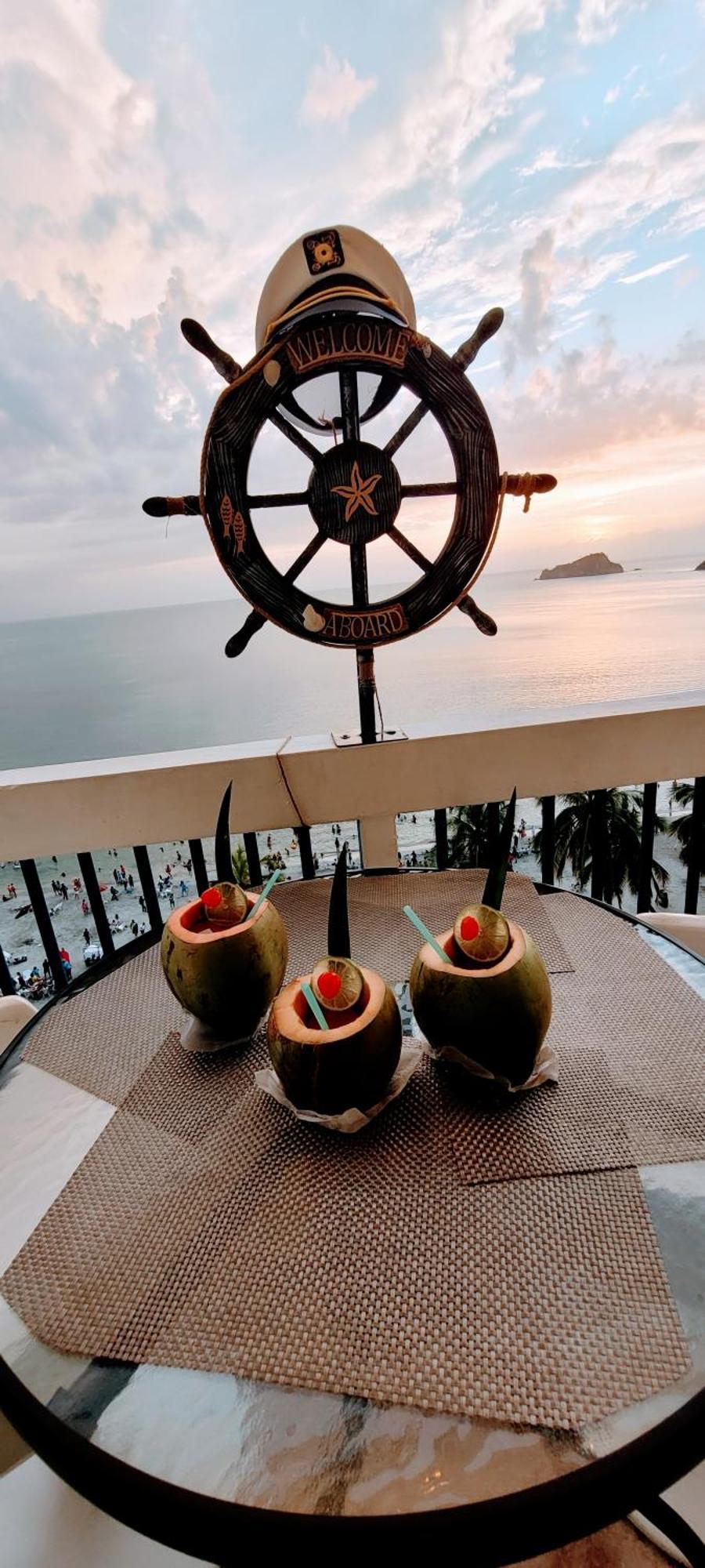 Aptartamentos Tematicos Con Balcon Panoramico Frente A La Playa Apartment Santa Marta  Exterior photo